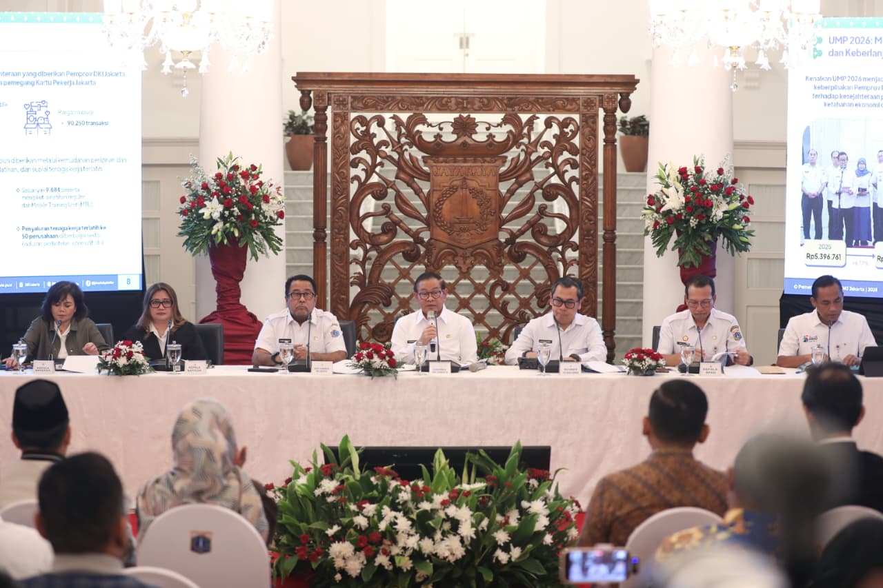 Konferensi Pers Realisasi APBD Tahun Anggaran 2025 di Balairung