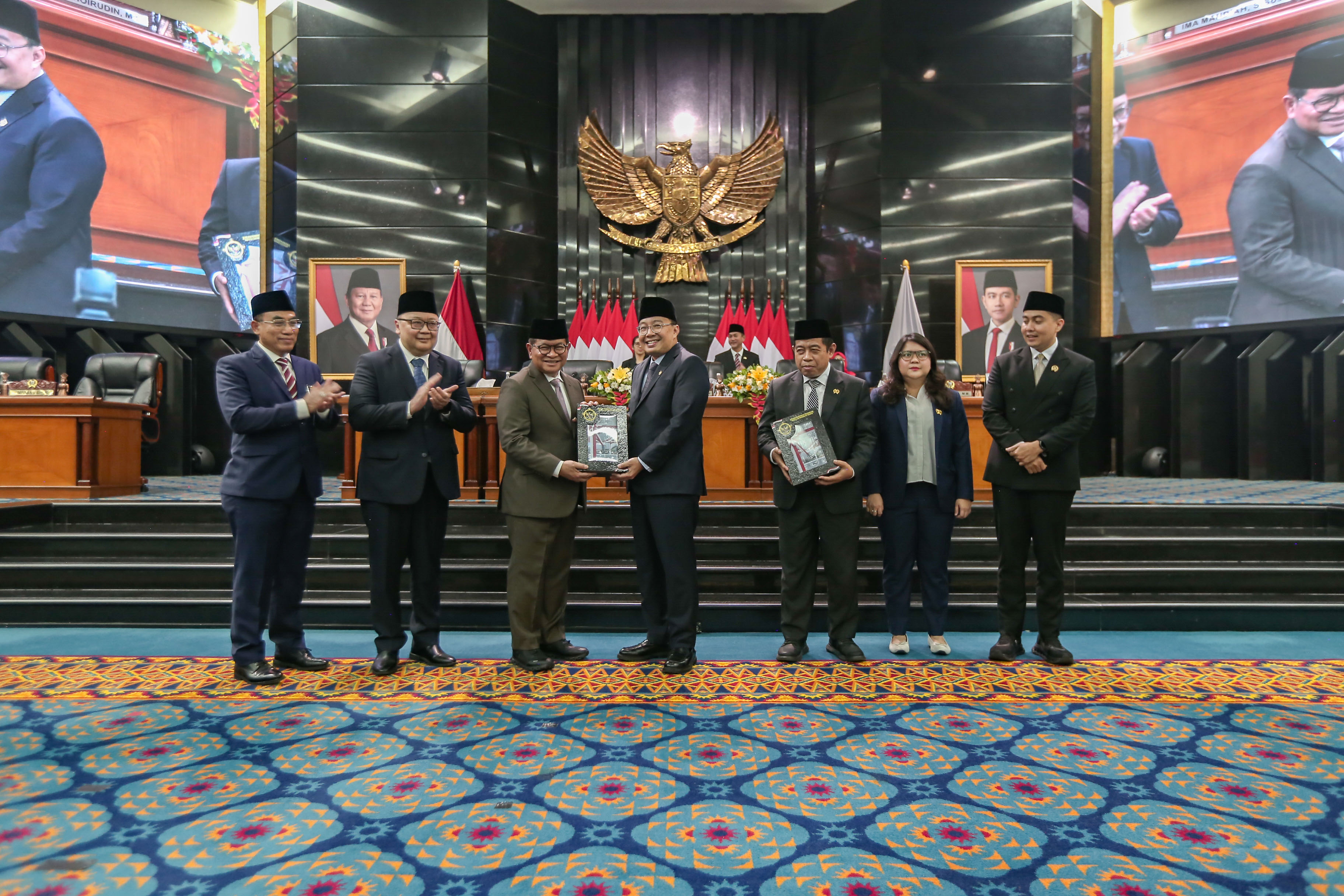 Penyerahan Laporan Hasil Pemeriksaaan BPK-RI Perwakilan Provinsi DKI Jakarta atas LKPD Provinsi DKI Jakarta Tahun 2025