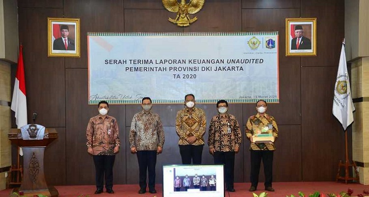 Serah Terima Laporan Keuangan Unaudited Pemprov DKI TA 2020